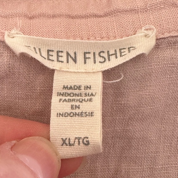 Eileen Fisher Boxy Cropped Pale Pink Linen Button Up Shirt - Picture 2 of 4
